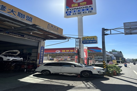 大鴻汽車